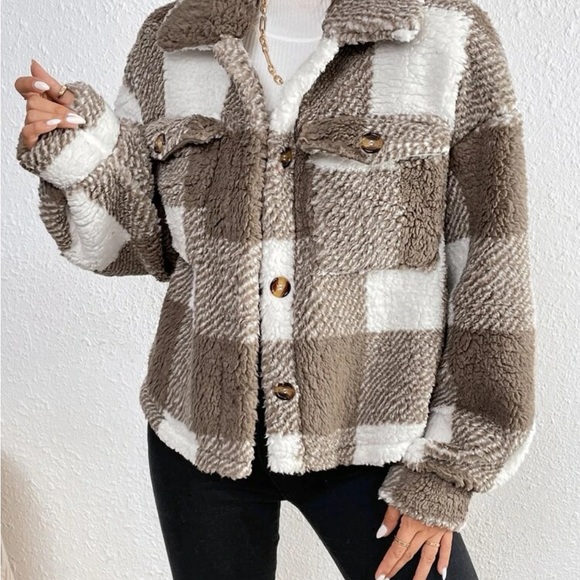 Buffalo Plaid Print Flap Pocket Teddy Jacket - Picture 2 of 4